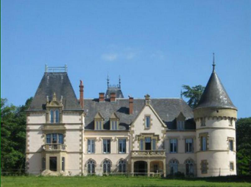 Chateau Tout Y Fault Loriges Exterior photo